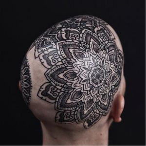 Mandala Head Tattoo by Thomas Hooper #ThomasHooper #Dotwork #Blackwork #black #Mandala #Head #Scalp