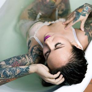 Tattoo artist Michelle Maron by Emmelie Aslin (via IG-michellemaron) #babe #tattooedgirl #tattoomodel #tattooartist #model #wcw #michellemaron