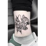 Stitch tattoo by Poppy Segger. #PoppySegger #disney #pointillism #dotwork #poppysmallhands #disneyprincess #stitch #liloandstitch