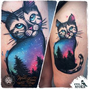 Tatuaje de acuarela de arco iris de gato estrellado estrellado a través de @EwaSrokaTattoo #EwaSrokaTattoo #Rainbow #Bright #Cat #WatercolorTattoo #Poland #watercolor