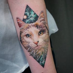 Cat tattoo by Hori Benny #HoriBenny #cooltattoos #color #realism #realistic #hyperrealism #cat #kitty #petportrait #stars #galaxy #space