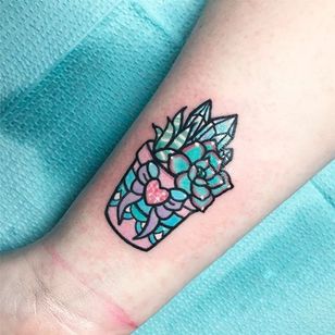 Plants. (via IG - carlatattoos) #CarlaEvelyn #Cute #NeoTraditional #Plants