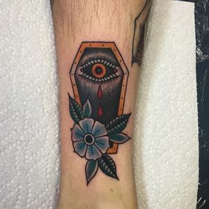 Crying eye coffin by Angelo Parente. #traditional #coffin #flower #blood #tears #eye #AngeloParente