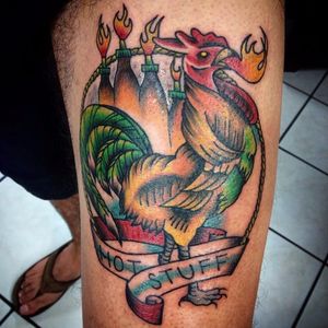 You'll be breathing fire just like this rooster after enjoying some sriracha. Tattoo by Vall De Grijs. #sriracha #traditional #rooster #bird #ValDeGrijs