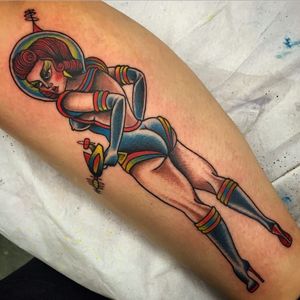 One of Sheila Marcello's signature space-age pinups (IG—sheilamarcello). #pinups #SheilaMarcello #spaceage #traditional