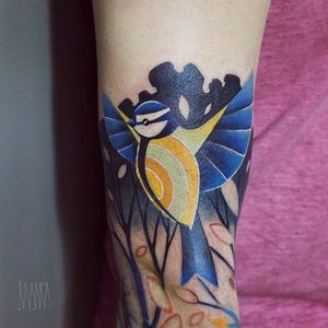 Bird Tattoo by Ilona Kochetkova #AbstractTattoo #GraphicTattoos #ModernTattoos #ColorfulTattoos #BirghtTattoos #Minsk #ModernTattooArtists #IlonaKochetkova