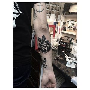 Blackwork Rose Tattoo by Matty Darienzo #blackwork #rose #traditional #blackworkrose #MattyDarienzo
