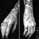 Delicate linework by Ryan Jessiman on tattooist Susanne König’s hand (IG—ryanjessiman). #blackwork #fingers #microtattoo #minimalism #ornamental