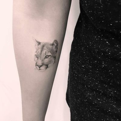camarera Alérgico vestíbulo Explore the 4 Best Puma Tattoo Ideas (2018) • Tattoodo