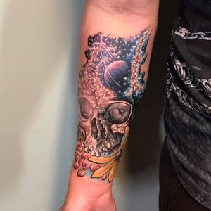 Tattoo uploaded by Luiza Siqueira • Sensacional #NickFriederich #gringo #space #espaço #galaxia #galaxy #cosmica #cosmic #geometric #geometrica #planeta #planet #star #estrela #skull #caveira #flor #flower #cranio • Tattoodo Tattoo uploaded by Luiza Siqueira • Sensacional #NickFriederich #gringo #space #espaço #galaxia #galaxy #cosmica #cosmic #geometric #geometrica #planeta #planet #star #estrela #skull #caveira #flor #flower #cranio • Tattoodo
