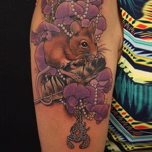 Mouse & Orchids by Antony Flemming. #antonyflemming #neotraditional #mouse #orchid #pearls