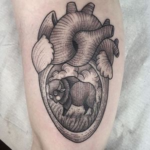 Buffalo Heart Tattoo by Susanne König #heart #anatomicalheart #dotwork #illustrative #SusanneKonig