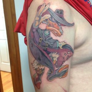Disturbing realistic take on Darkwing Duck by Ryan Dearringer (via IG -- ryan_dearringer) #RyanDearringer #darkwingduck #disney #darkwingducktattoo #diseytattoo