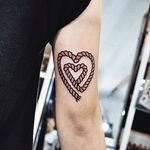 Rope heart by Woo Loves You #WooLovesYou #rope #heart #traditional #tattoooftheday