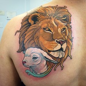@laura_craver #ladytattooers #neotraditional #color #lion #lamb