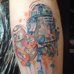 A watercolor portrait of our new favorite duo of droids. (Via IG - clare_lala_tattoo) #starwars #droids #rogueone #r2d2 #c3po #bb8