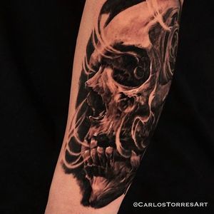 Awesome looking black and grey skull tattoo #carlostorres #blackandgrey #skull