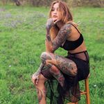 Fields by Anna Szczekutowicz via instagram torrieblake #bluebonnets #Texas #tattooedmodel #alternativemodel #flowers #wcw #torrieblake