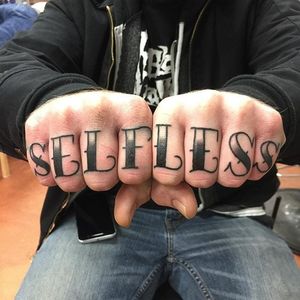 "Self Less" (via IG— pawlski) #knuckletattoos #knuckles #lettering