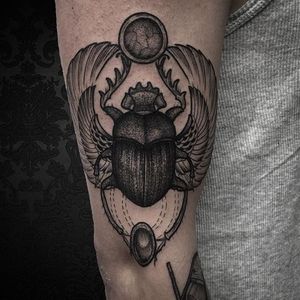 Scarab Beetle Tattoo by Luca Cospito #scarab #blackwork #blackworkartist #blackink #darkart #darkartist #spanishartist #LucaCospito