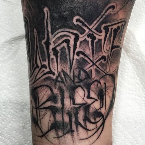 'Wait and bleed' lettering tattoo by Anrijs Straume. #lettering #wording #blackandgrey #blackwork #AnrijsStraume