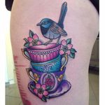 Little birdy teetering on several teacups by Carly Kroll (via IG- @carlykroll) #carlykroll #neotraditional #cute #animal #teacup
