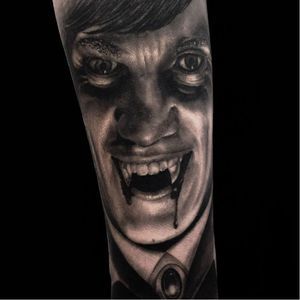 Vampire tattoo by Giovanni Speranza #GiovanniSperanza #blackandgrey #realistic #vampire