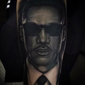 A portrait of Will Smith as Agent J from Men and Black by Juande Gambin (IG—juandegambintattoo). # AgentJ #blackandgrey #JuandeGambin #MeninBlack #MIB #portraiture #realism