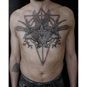 Beautiful symmetry in this illustrative and geometric chest-piece by Maxime Buchi (IG—mxmttt). #geometric #illustrative #MaximeBuchi #minimalist #ravens