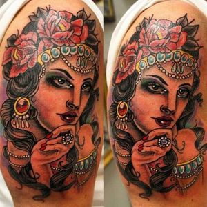 Stunning seductive design for your next tattoo. Tattoo by Arron Townsend #ArronTownsend #neotraditional #L3InkTattoo #Liverpool #UKTattooer #ladyhead #gypsy