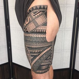 Tatuaje tribal por Daniel Frye
