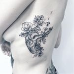 Anatomical heart tattoo by Anna Bravo #AnnaBravo #flower #floral #botanical #monochrome #anatomicalheart