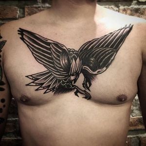Eagle Tattoo by Scar Tattooer #eagle #blackworkeagle #blackwork #blackworkartist #black #korean #koreanartist #ScarTattooer