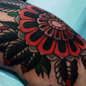 Traditional flower. #MikeySharks #Traditional #traditionaltattoo #flower #flowers