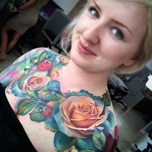 Realism rose and heart chest piece tattoo by Lianne Moule #liannemoule #realistic #realism #roses #rose #floral #heart #nature #chestpiece