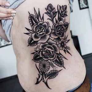 Flower Tattoo by Sascha Friederich #Traditional #TraditionalTattoo #OldSchool #ClassicTattoos #SaschaFriedrich #flower #roses