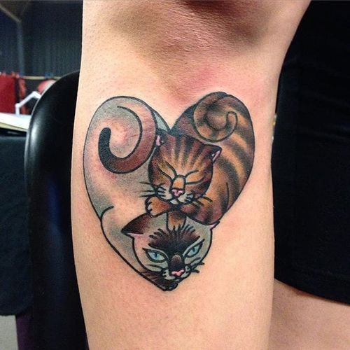 HEART CAT by @iris_lys #IrisLys #heart #cats #cattoo #cattooer