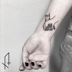 Hands Tattoo by Gioele Cassarino #blackwork #blackworktattoo #contemporaryblackwork #contemporarytattoos #modernblackwork #blackink #GioeleCassarino