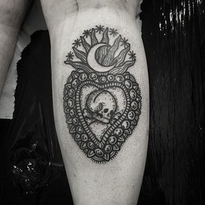 Skull in a heart tattoo by @kolahari #kolaharitattoo #black #blackwork #linework #thecirclelondonsoho #skull #heart