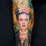 The illustrious Frida Kahlo by Jordan Croke #JordanCroke #FridaKahlo #portrait #painter #watercolor #bee #sunflower #Mexico #roses #color #realistic #realism #hyperrealism #tattoooftheday