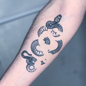 Snakes tattoo by Mirko Sata #MirkoSata #whiteinktattoos #snakes #snake #reptile #animal #nature #wildlife #pattern #linework #dotwork #geometric #scales #tattoooftheday