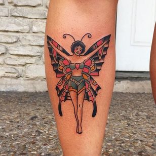 Tatuaje Butterfly Lady de Randy Conner.  #tradicional #RandyConner #mariposas #mujer #mujer