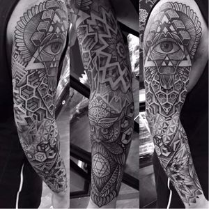 Tattoo by Paul Davies #PaulDavies #blackwork #dotwork #geometric #geometry (Photo: Facebook)