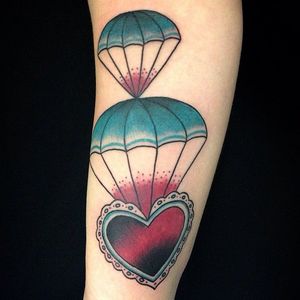 Double chute with love, by @dap_skingdomtattoo #parachutetattoo #parachute #heart #love