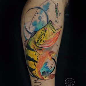 Peixe por Samme Antunes! #SammeAntunes #tatuadoresbrasileiros #tatuadoresdobrasil #tattoobr #tattoodobr #colorful #peixe #fish