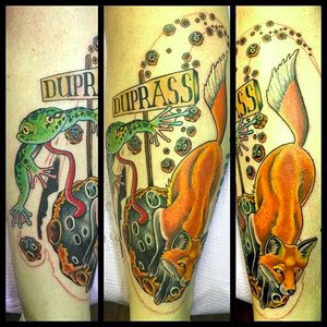 I seriously though that sign said "DURPASS" for a long time, but this is cute. By Micah Harold(via IG -- micahharold_tattoo) #michaharold #asteroid #asteroidtattoo #fox #frog