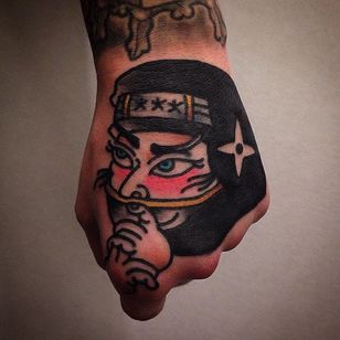 Kunoichi Tattoo by Koji Ichimaru #Japanese #Japanese Art #traditionalJapanese #Japanese Artist #KojiIchimaru #hand