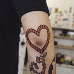 Heart rope tattoo by Woohyun Heo #WoohyunHeo #rope #traditional #heart #love (Photo: Instagram)