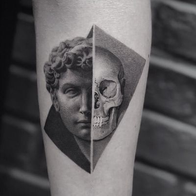 Portrait tattoo by Cold Gray #ColdGray #besttattoos #blackandgrey #realism #realistic #sculpture #Greek #Roman #skull #death #portrait #face #abstract #face #shapes #tattoooftheday