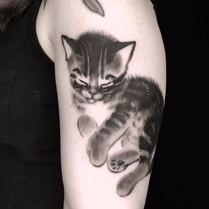 Sweet lil kitty by Esther Garcia #EstherGarcia #blackandgrey #watercolor #illustrative #Japanese #mashup #cat #kitty #petportrait #fur #cute #tattoooftheday
